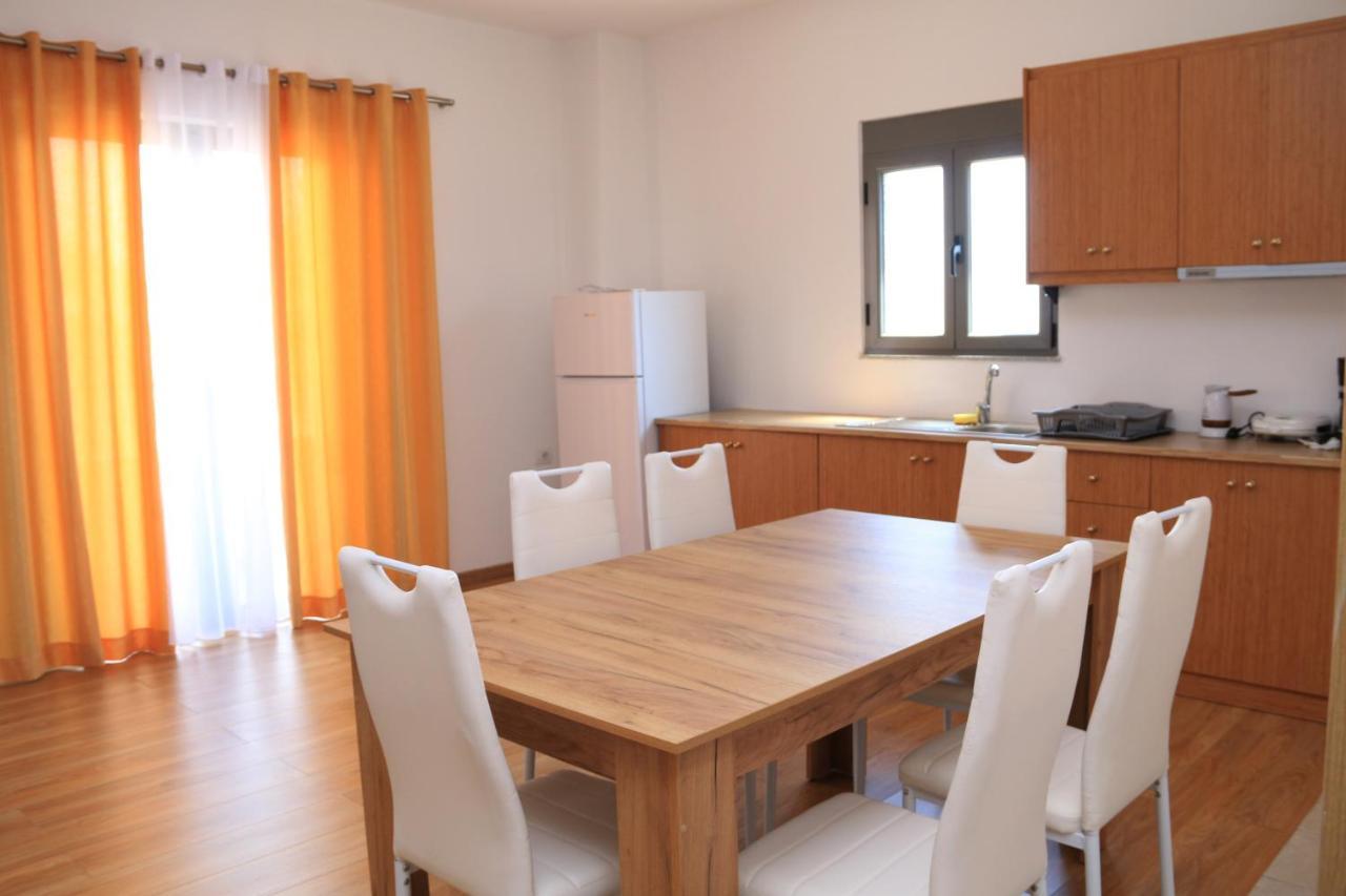 Brana Apartments Sarandë Eksteriør bilde